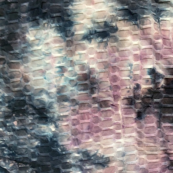 Last Chance ❌ 💜$8ifbundle3 No Comment tie dye print honeycomb stretch  top L jr - Picture 10 of 16